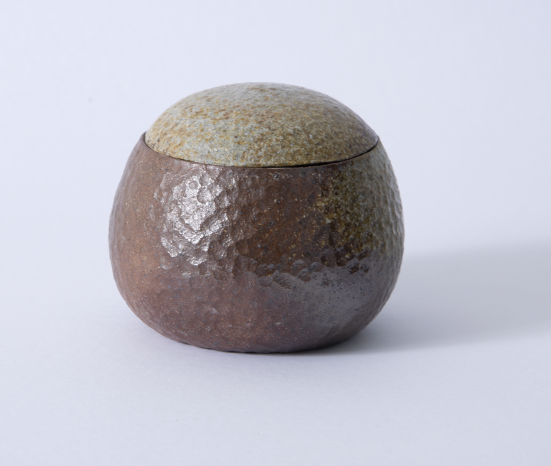 Round Lidded Form