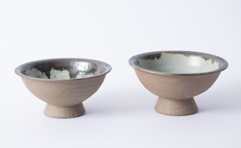 High footed bowls
